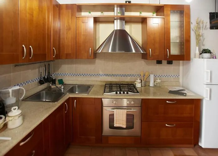 Likehome Viavecchie 1rooms 2prs פררה